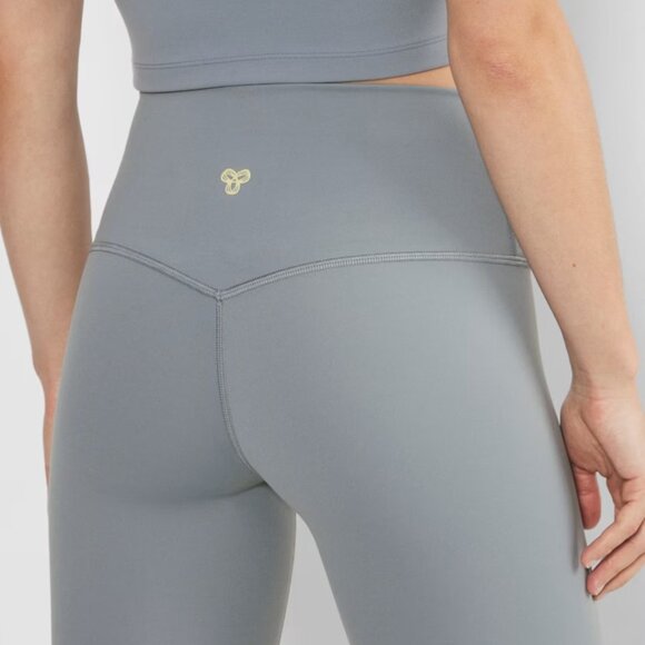 NWT Aritzia GOLDEN FigureForm Eternity Hi-Rise Raw-Hem Legging 2 - Picture 5 of 8